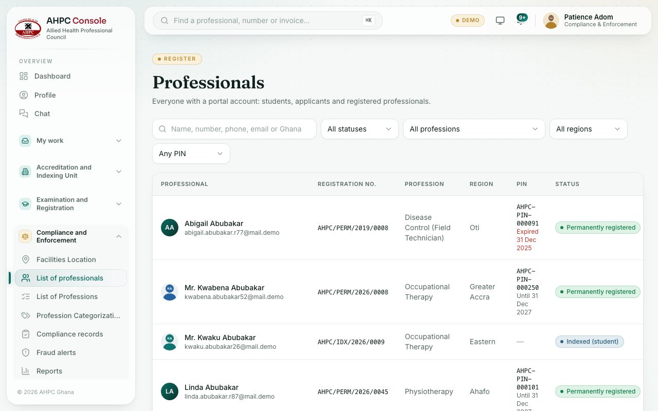 The list of professionals with search and filters.